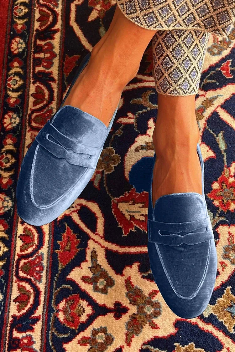 VELVETEASE | ELEGANT BLUE VELVET LOAFERS