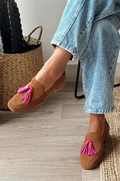 BROWNFIT | SUEDE LOAFERS WITH PINK TASSELS
